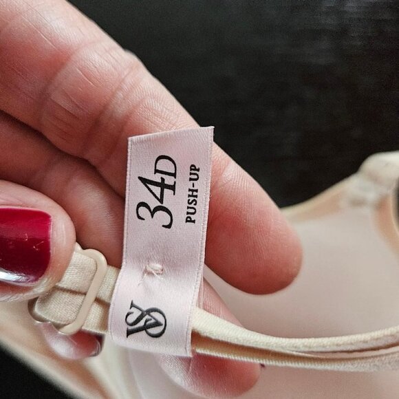 Very Sexy Push-Up Bra New - Picture 9 of 9